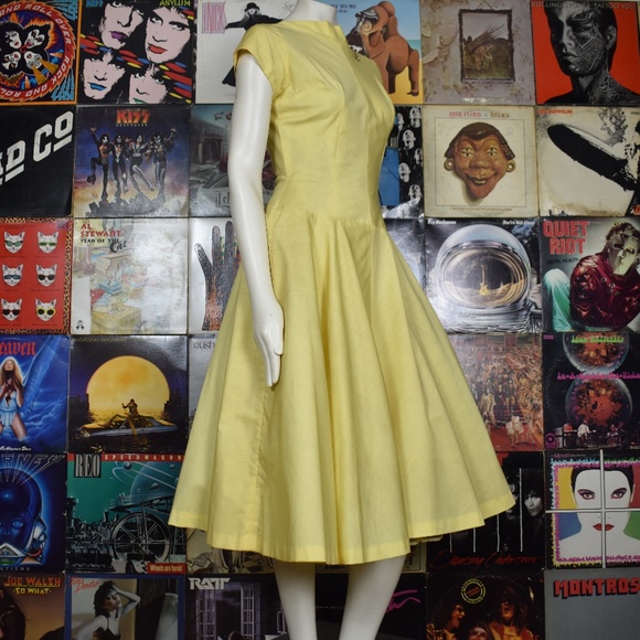 Vintage Dresses & Skirts - SOLD Vintage 40s Bobbie Brooks A Line Midi Dress